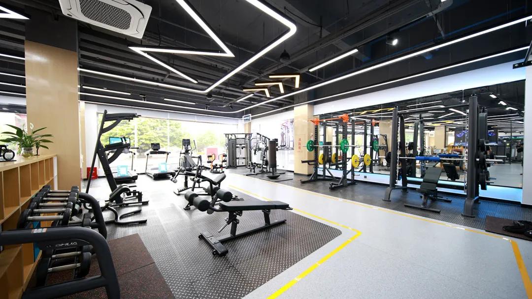 舒华全国体育中心最大旗舰店：健身个性化定制，打造健康生活