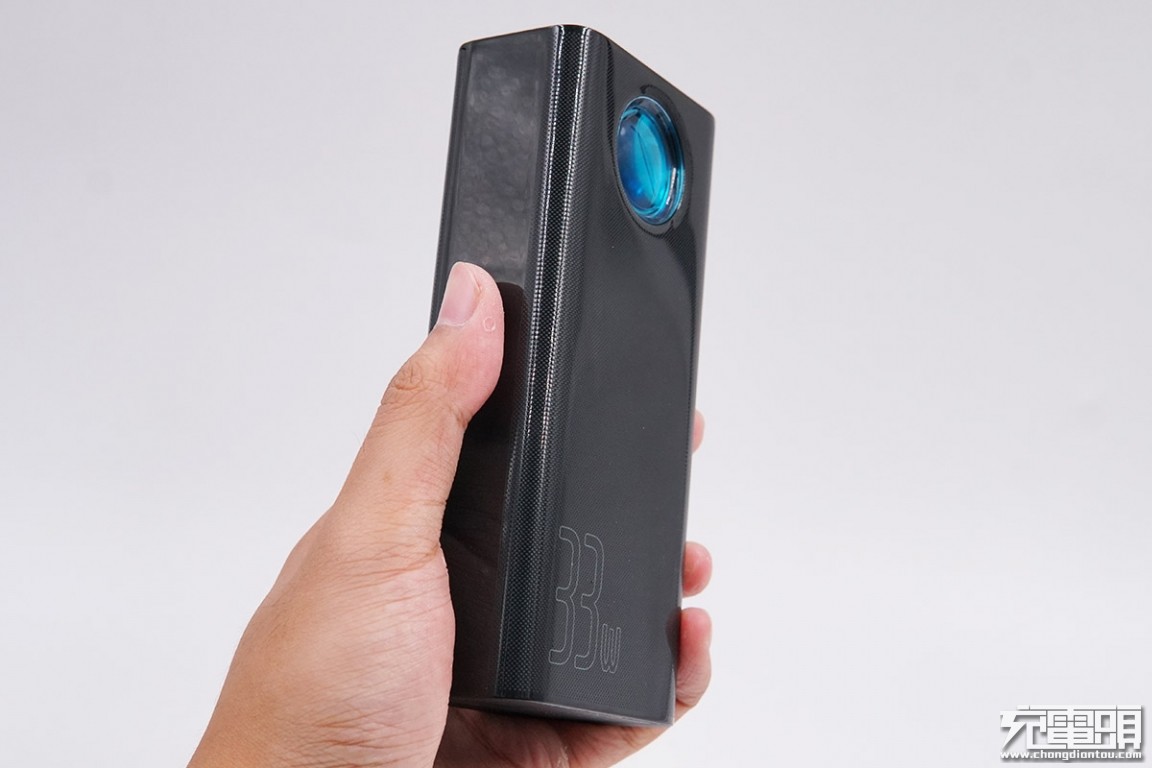 倍思30w超级硅充电器拆解,倍思65w移动电源拆解