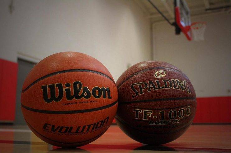 nba为什么把斯伯丁换成威尔胜,威尔胜是否会取代斯伯丁篮球