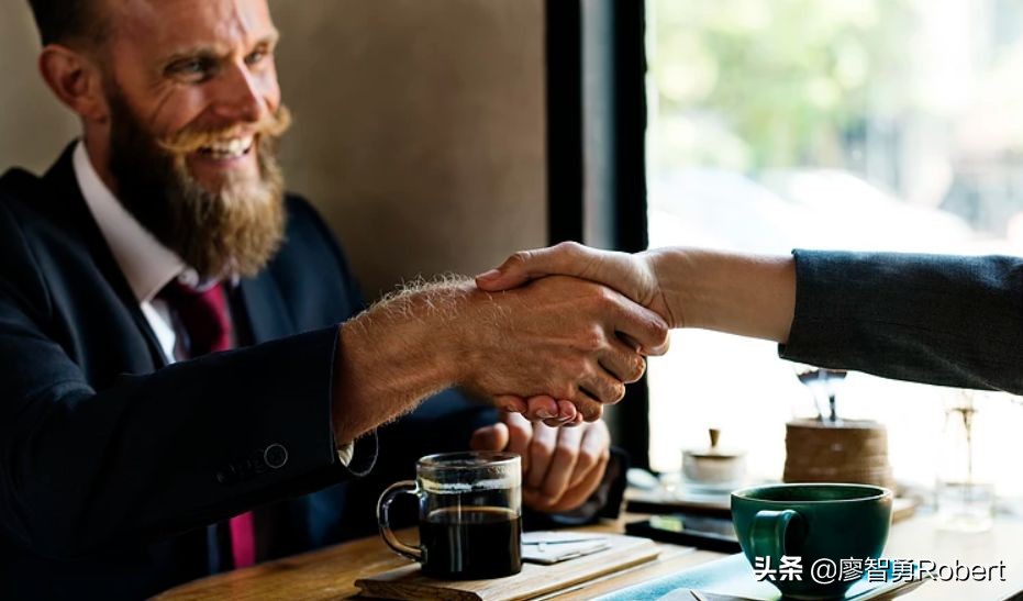 老是被人玩脑子怎么办,年轻人为什么不容易被洗脑