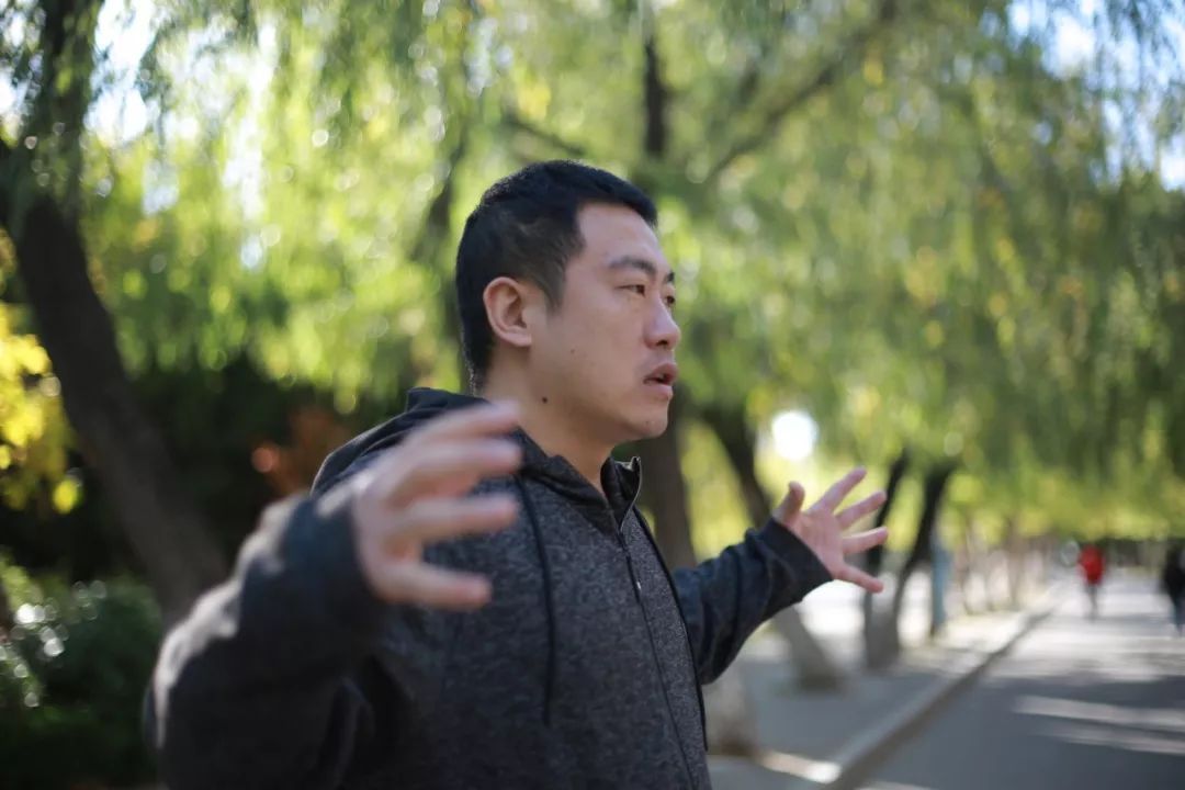 博士生快递小哥,研究生学历快递小哥