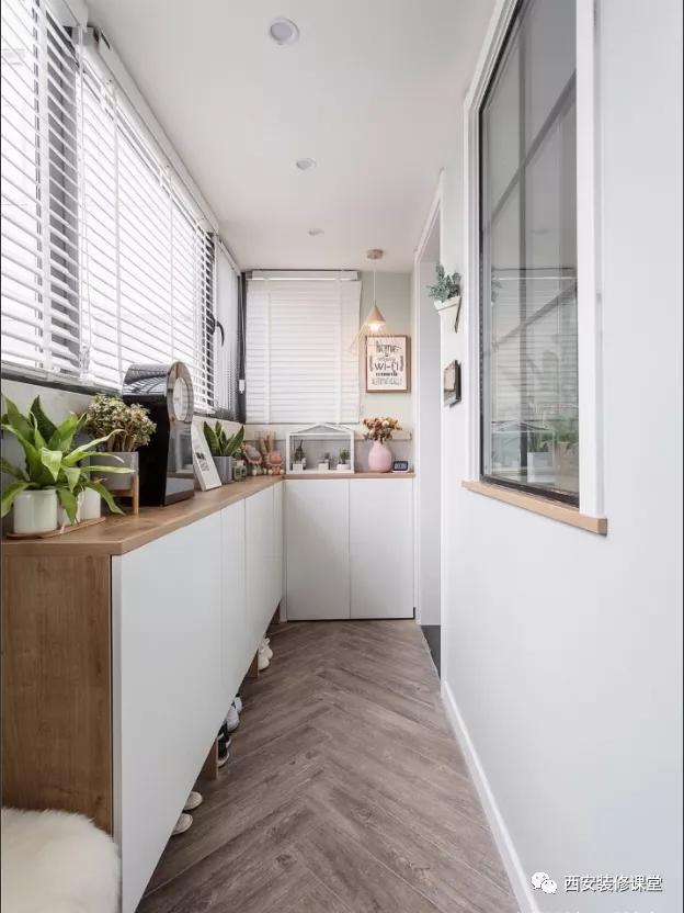 阳台窗帘怎么做？都有哪些形式？