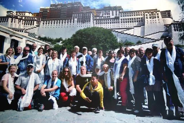 绾夸笂鏈夌兢绾夸笅鏈夊妯″紡,绾夸笂绀剧兢鍚姩