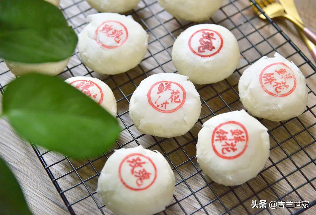 用什么品种玫瑰花做鲜花饼好吃,香兰的做法视频教程
